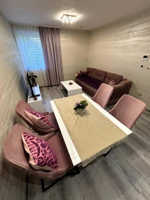 Villa Moste With Pool & Ev Station ลูบลิยานา ภายนอก รูปภาพ